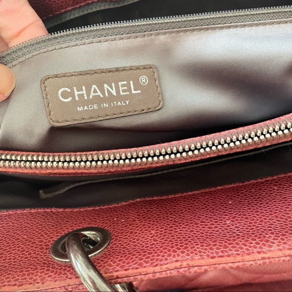CHANEL Caviar Leather Red Grand Shopping Tote (GST) Bag - Picture 9 of 14